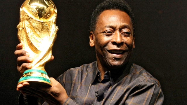 Pelé morre aos 82 anos