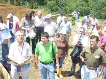 Recorrido por el relleno sanitario La Glorita