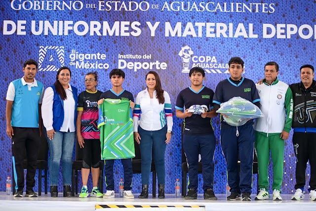 TERE JIMÉNEZ ENTREGÓ UNIFORMES A ATLETAS DE LA COPA AGUASCALIENTES.