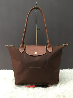 Jual tas second bekas original asli sling selempang pria wanita branded prada shoulder bag jojobag wishopp gucci monogram sling bag selempang sepatu hak heels wanita lv louis vuitton aigner leather tote jacquard gucci tote monogram silver guccissima tods moccassins flat shoes peep toe flat shoes made in italy longchamp cuir coach black tassel furla violet clutch braun buffel red saffiano zip around purse porter sling bag rabeanco tote picard wallet purse modele depose zip tote bonia sling bag clutch hand bag tas tangan flat shoes sendal sandals dompet chanel dompet lipat pria cowok bifold wallet tods passport cover dompet paspor tas toilet toiletries braun buffel coach wristlet loewe aigner samsonite ransel gucci wallet roger vivier flat shoes rebecca minkoff bvlgary fion ransel backpack koper tumi luggage mcm bucket drawstring serut burberry london nova check dolce gabbana d&g denim messenger marc jacobs pink hobo