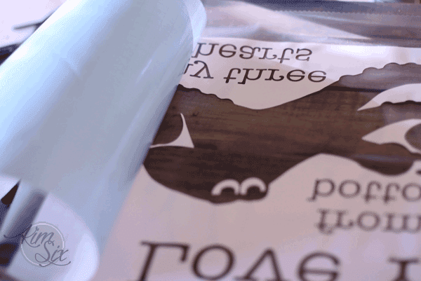 Transferring vinyl stencil