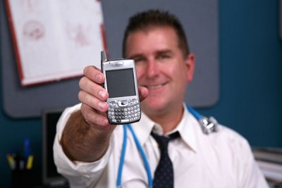 Dokter Bisa Prediksi Wabah Penyakit Melalui Penggunaan Ponsel