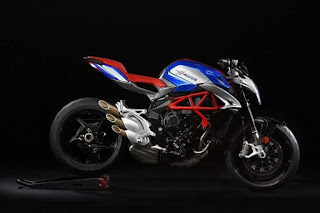 MV Agusta Brutale 800 America: limited edition "Stars and Stripes"