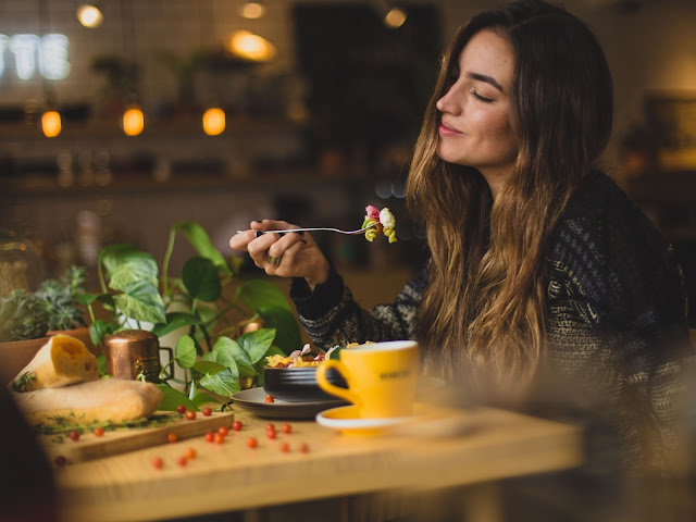 woman eating healthy food