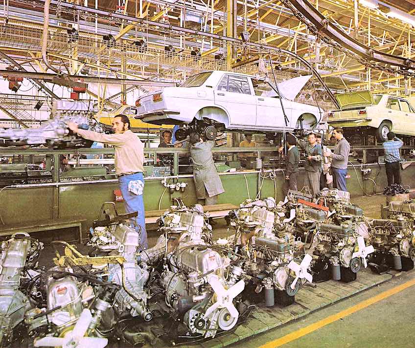 1972 car factory, Datsun assembly line photograph