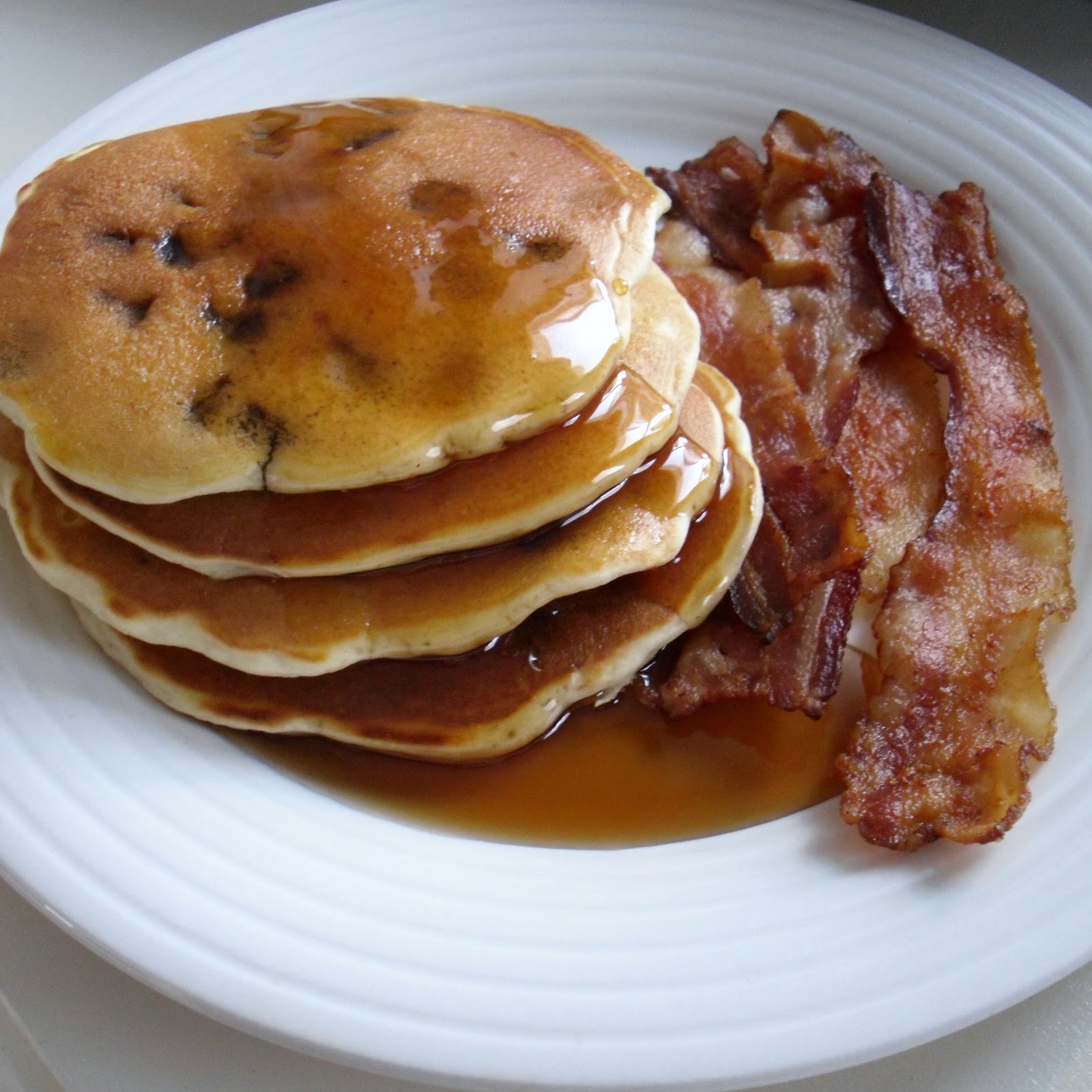 pancakes chip B. mix bacon Chocolate how Rachel Pancakes to Chip : Banana and with chocolate make cooks