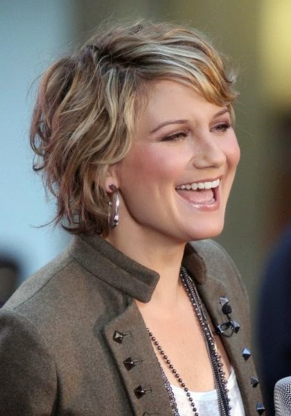 short hairstyles that are easy to do 2014