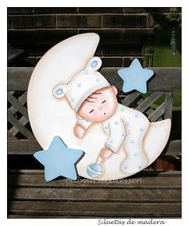 silueta de madera de bebé durmiendo en luna babydelicatessen