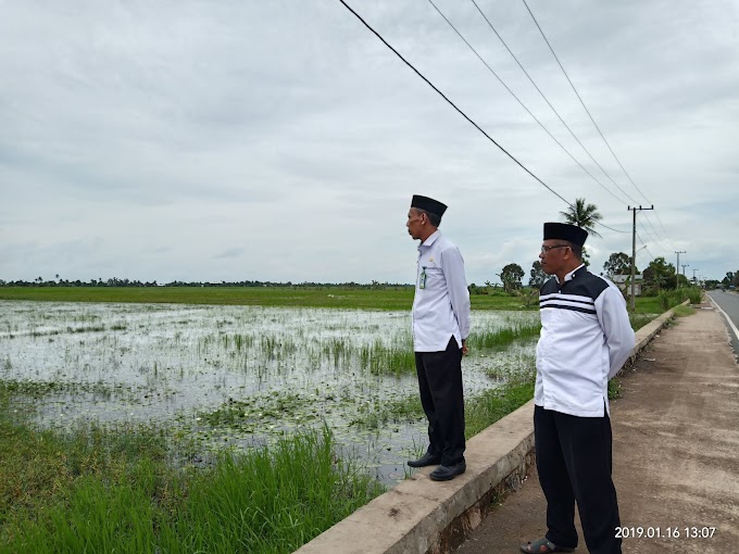 Ka.Kankemenag Tinjau Lokasi Tanah Untuk Gedung KUA Baru