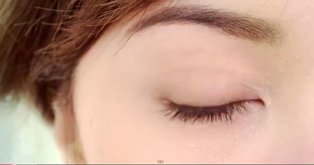 Michelle Phan - Cách dùng bút mắt nước