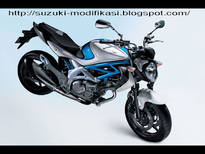 Suzuki Gladius SFV650