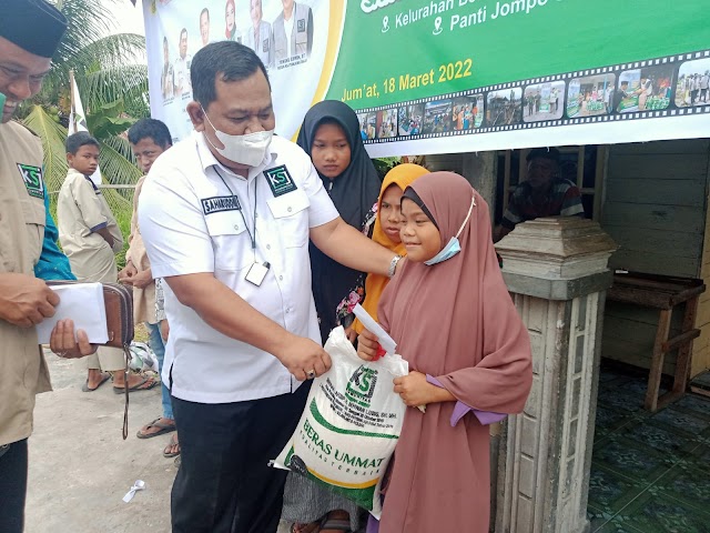 KSJ Pusat bersama KSJ Tanjung Balai Lakukan giat Sedekah Jumat di Kelurahan Beting Kuala Tepias