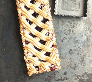 Linzer Torte with Spiced Melting Moment Topping Recipe