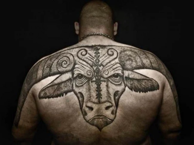 tatuajes de toros