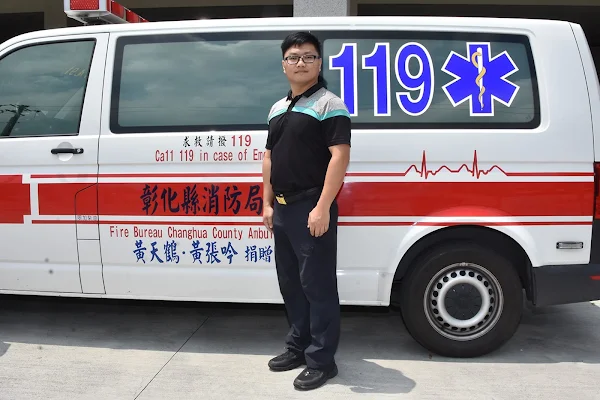 ▲余尚諺高級救護員表示，為患者進行緊急救護，5分鐘後恢復心跳，隨即送醫。（記者林明佑翻攝）