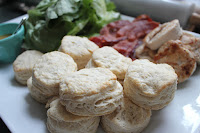 BLT biscuit bar