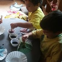 toddler color mixing chemistry learning