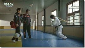 Plus.Nine.Boys.E07.mp4_001987185_thu