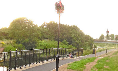 Hanging flower baskets beside the River Ancholme in Brigg during July 2016 - picture three  on Nigel Fisher's Brigg Blog