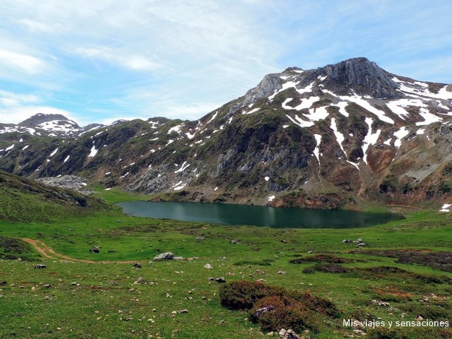 Lago de Cerveriz, Lagos de Saliencia, Parque Natural de Somiedo, Asturias