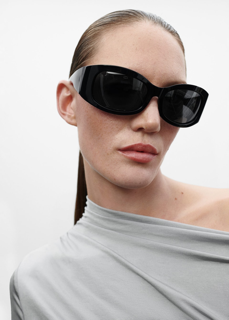 JEN CEBALLOS X MANGO Oval frame sunglasses