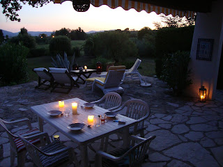 Beauvallon villa terrasse soir