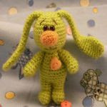 http://patronesamigurumis.blogspot.com.es/2016/06/patron-gratis-conejo-amigurumi-19498.html