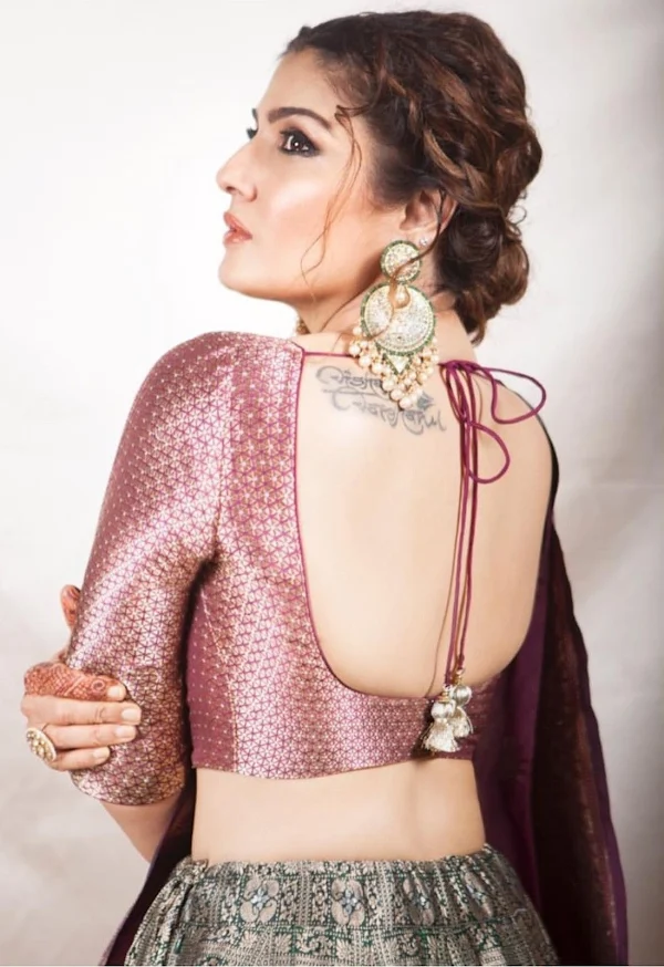raveena tandon backless saree hot actress