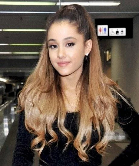 Unrecognizable! Ariana Grande was criticized for her "new skin tone"