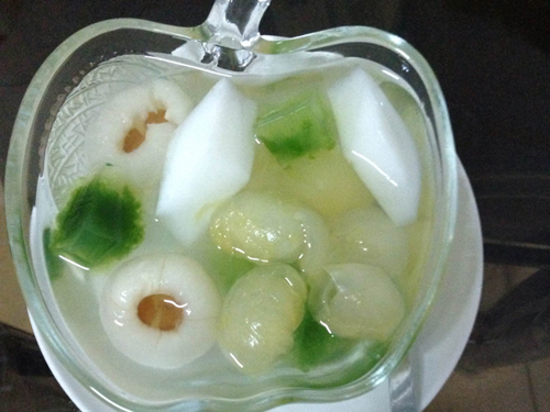  chè Thạch long nhãn thơm mát