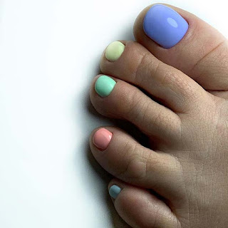 uñas de los pies pintadas para el verano