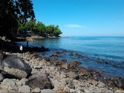 Pantai Malalayang manado