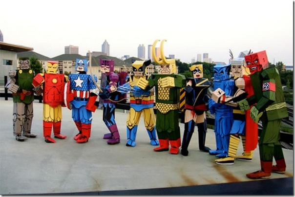 Trajes de Super-Heróis de papelão (1)