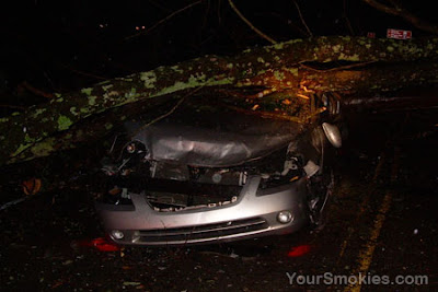 Fatal accident closes Newfound Gap Road (US 441) in the Great Smoky Mountains national park.