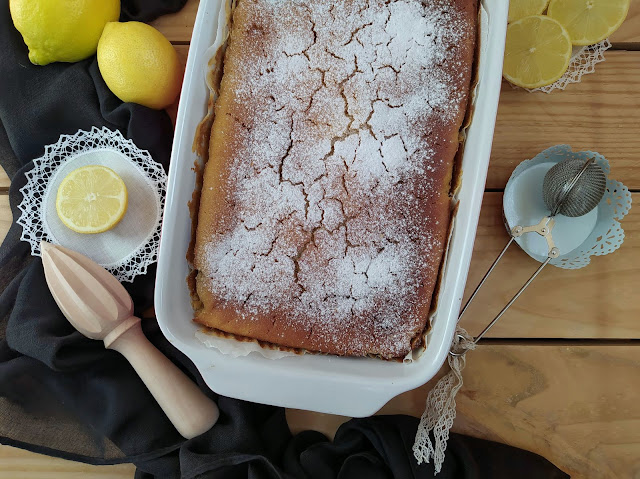 Tarta cremosa de limón. Cake jugoso, bizcocho, postre, pudin flan, lemon pie. Recetas fáciles, sencillas, de fiesta, con horno Cuca