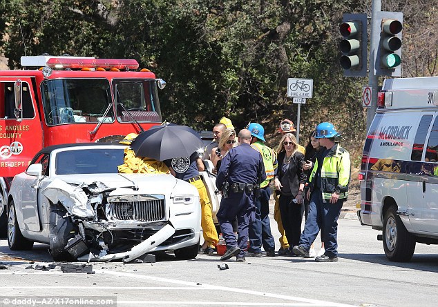 Jenner, Mother of six had an accident with a rolls royce worth $250,000  she acquired not long ago