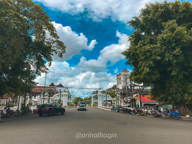 Kawasan Malioboro dari Alun-alun Utara