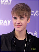 Justin Bieber at Macy's! (justin bieber someday launch )