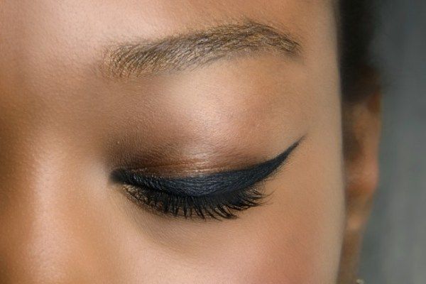 5 Easy Ways To Make Your Eyes Look Wider And Bigger
