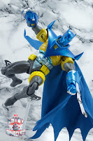 MAFEX Knightfall Batman 35