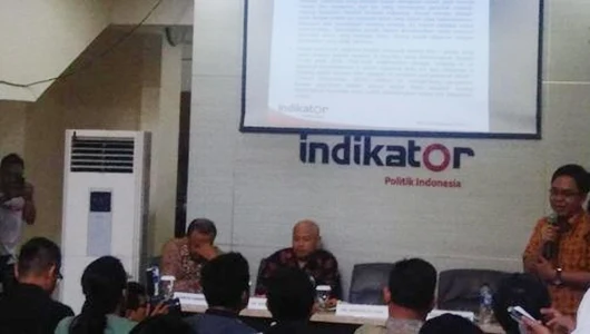 Survei Indikator: Jokowi-Ma'ruf 54%, Prabowo-Sandiaga 34%