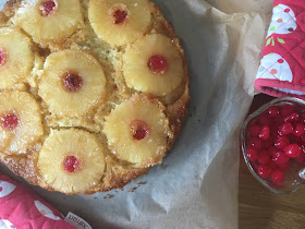 gestürzter Ananaskuchen