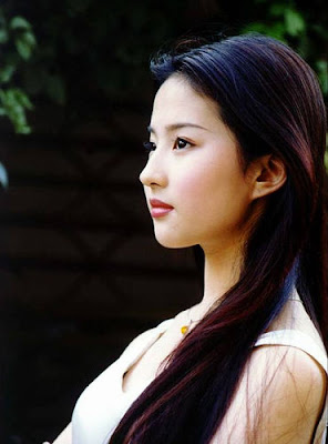 Lui Yi Fei - Prettiest Chinese Actress