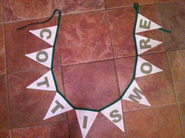 Green and White Bunting