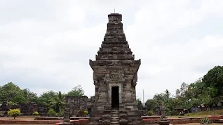 Kerajaan Bercorak Hindu dan Buddha di Indonesia - Kerajaan Kediri