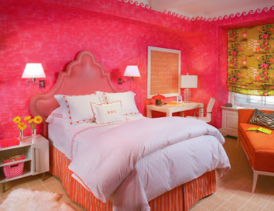 pink-wall-and-bed-room