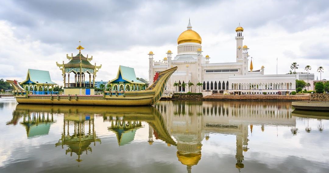  10  Daftar Tempat  Liburan di  Brunei Darussalam Wisata  