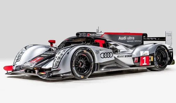 Audi R18 TDI Ultra 2011