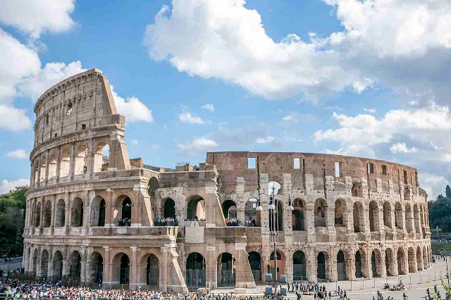 Colosseum - कालीज़ीयम Colosseum - कालीज़ीयम