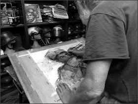 COLECCION-PINTURA-ARTE-SOLDADOS-RUSOS-SIBERIANOS-HISTORIA-SEGUNDA GUERRA MUNDIAL-FOTOS-PINTANDO-PERSONAJES-ARTISTA-PINTOR-ERNEST DESCALS